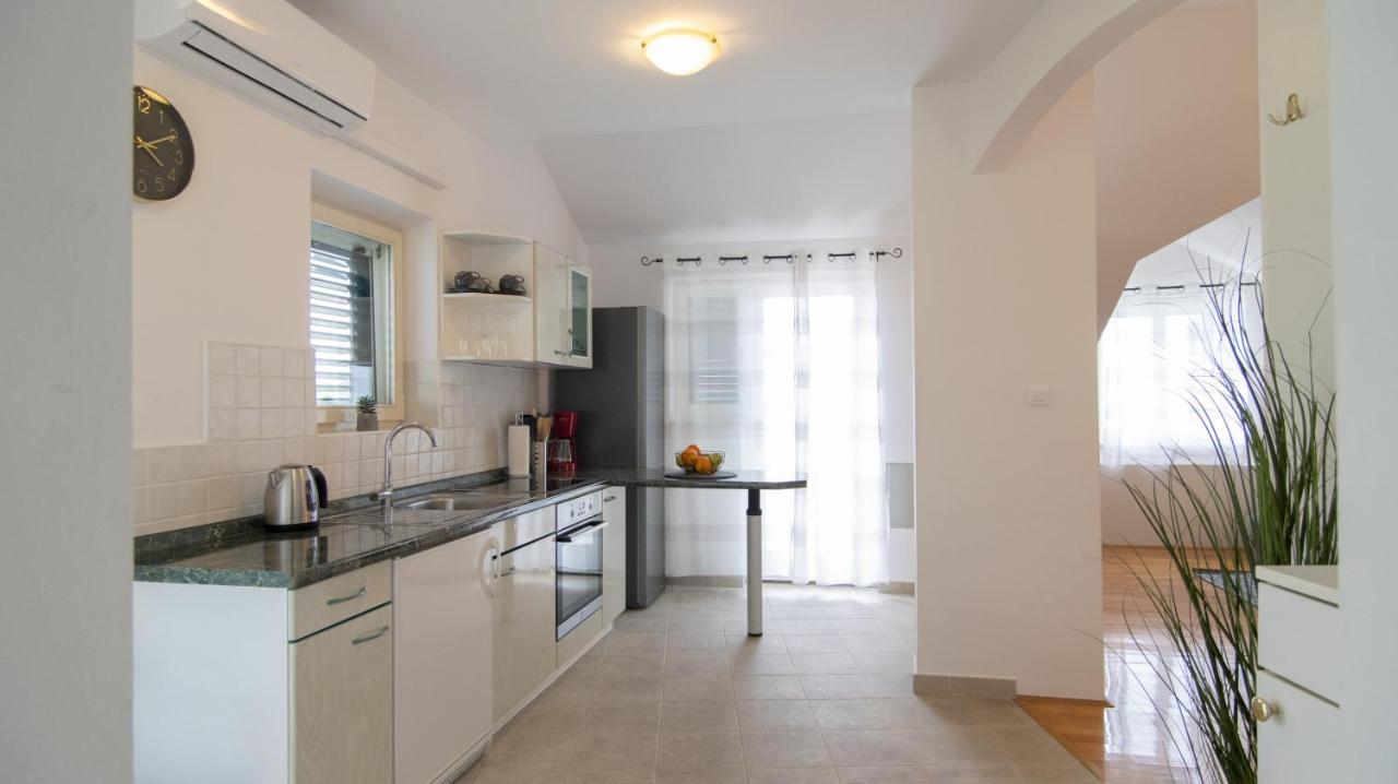 Mozart Apartments Baška Voda Exterior foto